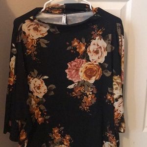 Piphany Floral Top